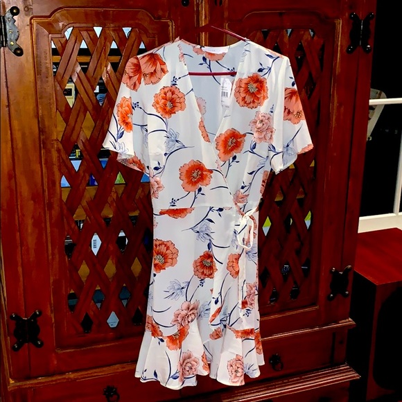 Dresses & Skirts - NWT Lush Wrap Dress, Size: M